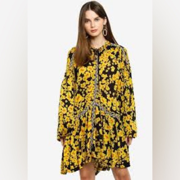 Dresses & Skirts - Free People Yellow Black Floral Love
Visitar >
Letter Swing Dress medium